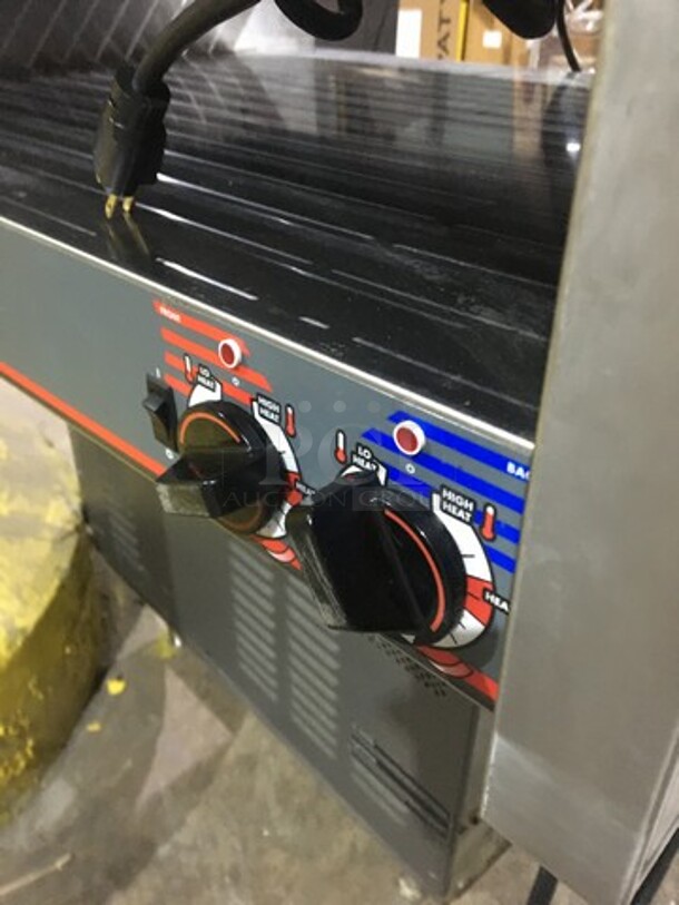 APW Wyott Heavy Duty Commercial Hot Dog Roller Machine! Model HRS75ST Serial 8179618020511! 208/240V 1 Phase! - Image 6 of 8