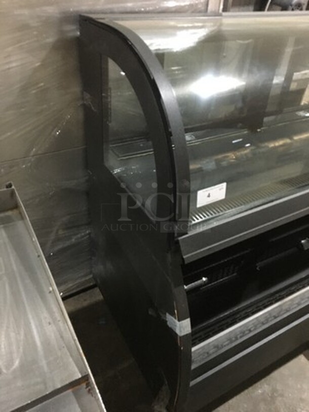 Structural Concepts Starbucks Edition Refrigerated Open Grab-N-Go Case! With Curved Top Bakery Display Merchandiser! Model SB57663923A Serial 885044BQ246069! 220V 1 Phase! - Image 3 of 10