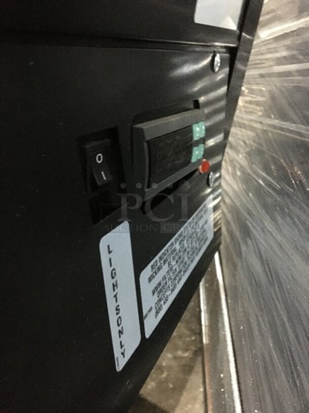 Structural Concepts Starbucks Edition Refrigerated Open Grab-N-Go Case! With Curved Top Bakery Display Merchandiser! Model SB57663923A Serial 885044BQ246069! 220V 1 Phase! - Image 8 of 10