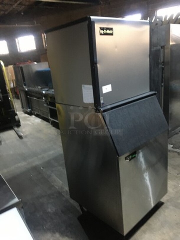 Nice! Ice-O-Matic Commercial 1000Lbs Ice Machine! One Ice-O-Matic Ice Bin! Model ICE1006HW6 Serial 15071280011677! 208/230V 1 Phase! On Legs! 2 X Your Bid Makes One Unit!  - Image 2 of 9