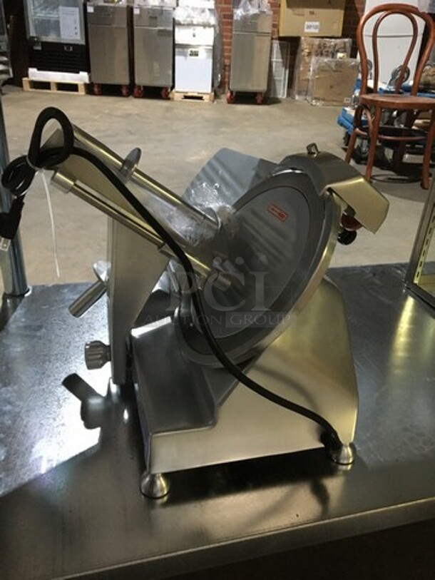 WOW! Brand NEW IN A BOX! 2020 USR 10 Inch Blade Commercial Meat Slicer! Model HBS-250L! 115V 1 Phase!  - Image 5 of 11