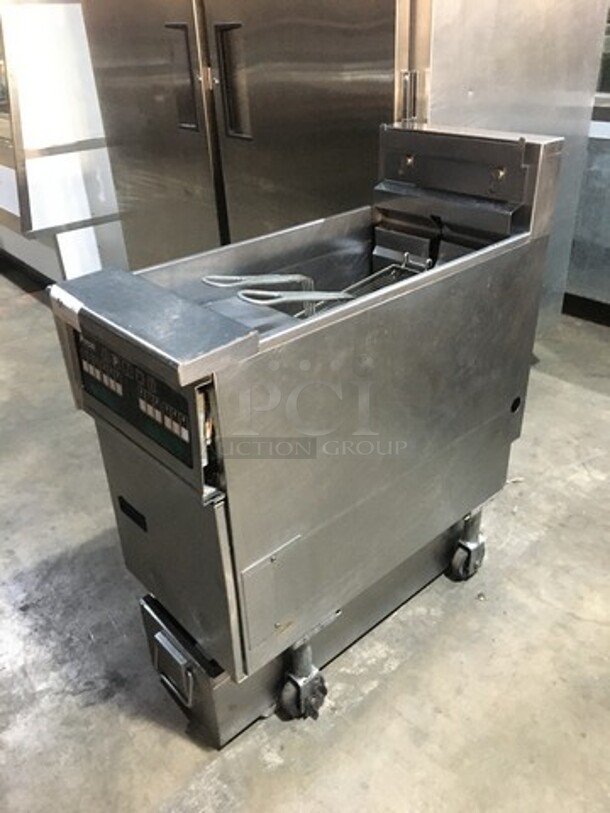 WOW! Pitco Soltice Electric Powered Deep Fat Fryer! With Oil Filter System! Digital Controlled Panel! Model SFSE14 Serial E08HA027570! 208V 3 Phase! On Commercial Casters!  - Image 3 of 11