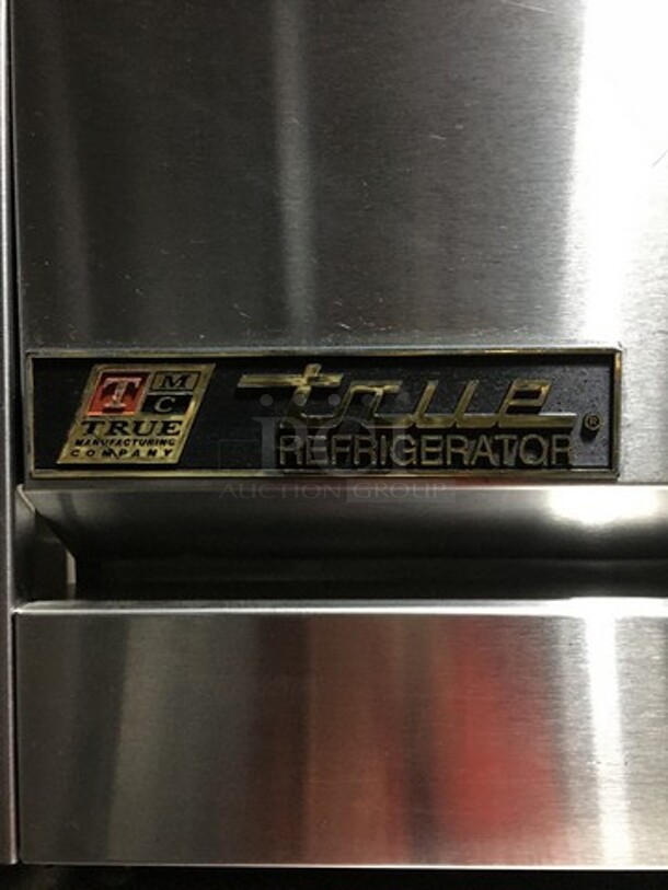 WOW! True 2 Door Stainless Steel Reach In Cooler! With Poly Coated Racks! Model TG2R-2S Serial 7610307! 115V 1 Phase! On Commercial Casters!  - Image 9 of 10
