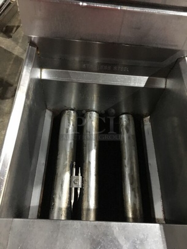 American Range Natural Gas Powered 3 Burner Deep Fat Fryer! All S.S.! On Legs!  - Image 6 of 9