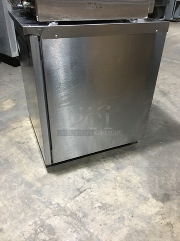 Delfield One Door Refrigerated Lowboy/Worktop! Model 406-STAR2 Serial 1405152001817! 115V 1 Phase! On Casters!   - Image 2 of 8