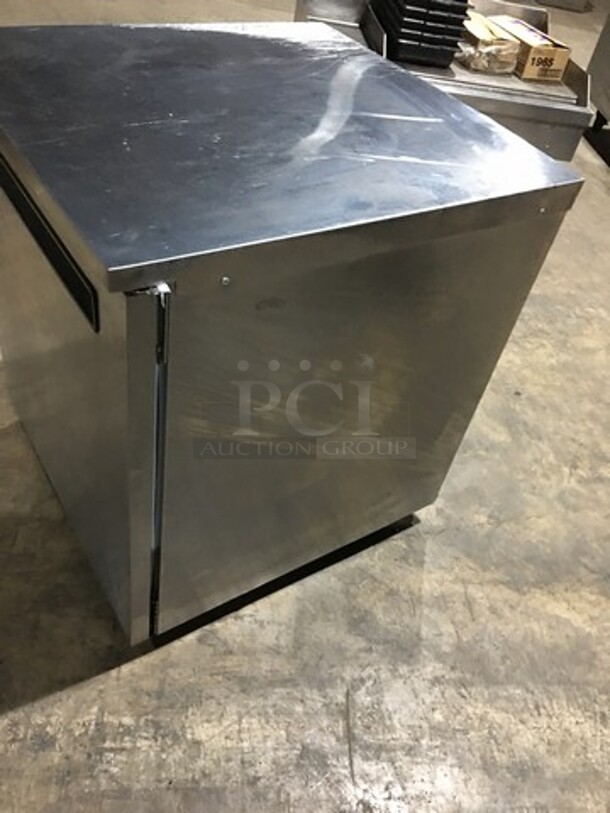 Delfield One Door Refrigerated Lowboy Cooler Worktop! Model 406-STAR2 Serial 0707152002077! 115V 1 Phase!  - Image 2 of 8