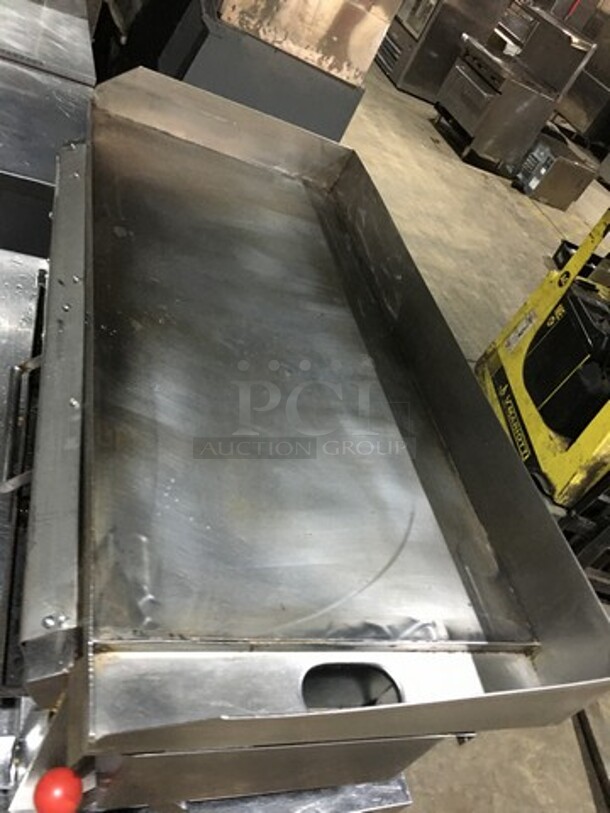 Great! Rare Find! All Stainless Steel Natural Gas Powered 40 Inch Flat Grill With Cheese Melter Combo!  - Image 5 of 10