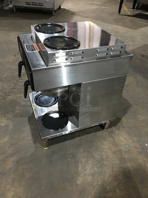 Nice! Bunn Dual Section 4 Pot Counter Top Coffee Brewer Machine! Digitally Controlled! Model AXIOM2/2 Twin Serial AXTN026390! 120/208/240V 1 Phase!  - Image 2 of 10