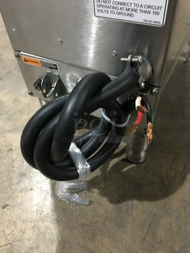 Nice! Curtis Gemini IF Edition Coffee Brewer Machine! With Hot Water Line! Model GEMSIF10A2419 Serial 12839251! 220V 1Phase!  - Image 9 of 9