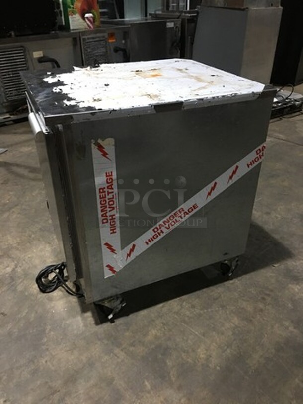 NEW NEVER USED! Leader One Door Refrigerated Lowboy Cooler Worktop! With Pan Rack Holder Inside! Model LB27R Serial PP102308! 115V 1 Phase! Remote Compressor/No Compressor! On Commercial Casters!  - Image 3 of 9