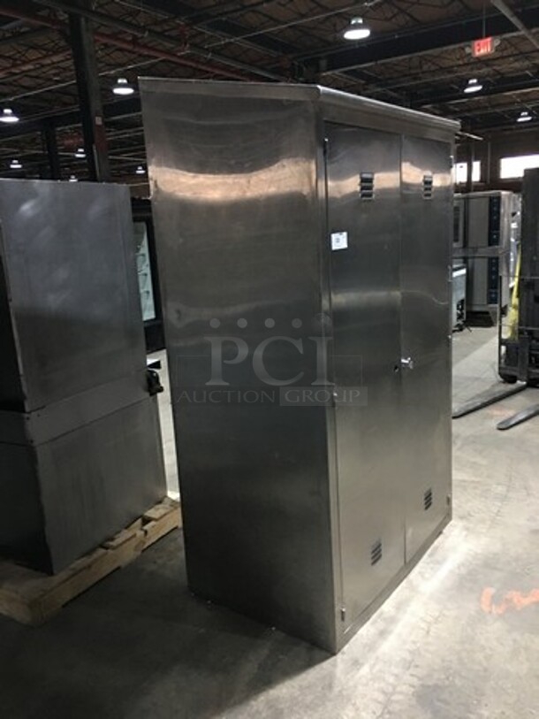 All Stainless Steel Heavy Duty Work Cabinet!  - Image 3 of 7