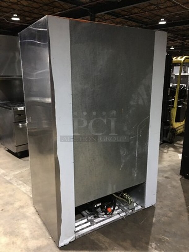 2010 Leader 2 Glass Door Reach In Cooler Merchandiser! Model LS48S/C Serial PT070666A! 115V 1 Phase! - Image 4 of 9