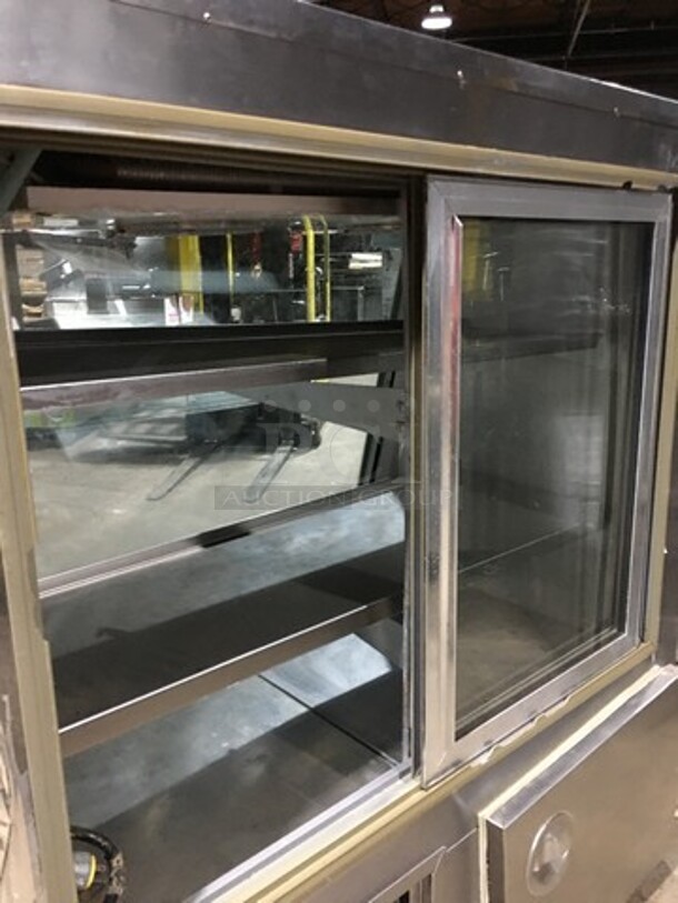 Leader 48 Refrigerated High Top Deli Display Case Merchandiser! 115V 1 Phase!   - Image 5 of 10