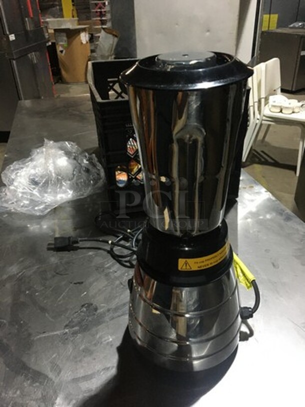 Fleetwood Commercial Bar Blender! Model LI! 1 Phase! With Stainless Steel Pitcher!  - Image 4 of 9