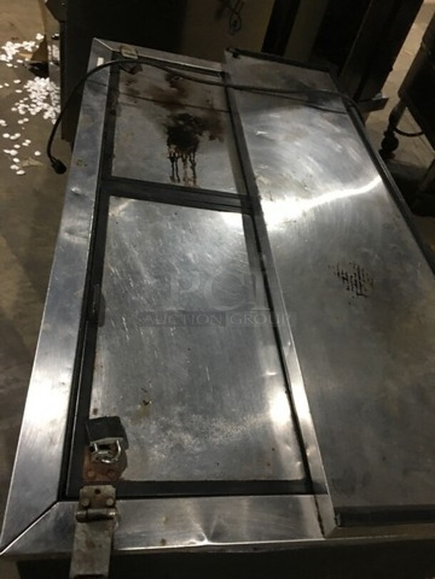 True 2 Top Sliding Door Beer Cooler! Model TD50-18 Serial 6636054! 115V 1 Phase!  - Image 5 of 9
