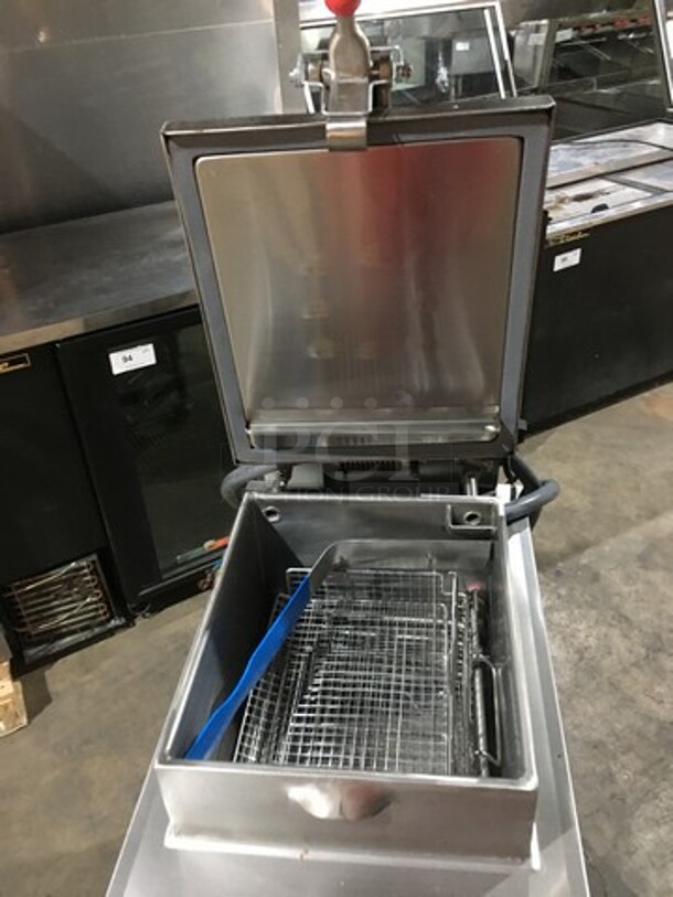 FAB! 2019 NEW NEVER USED! Shinehoequipment Electric Powered Pressure Fryer! Model P007! With Oil Filter System! On Casters!  - Image 6 of 12