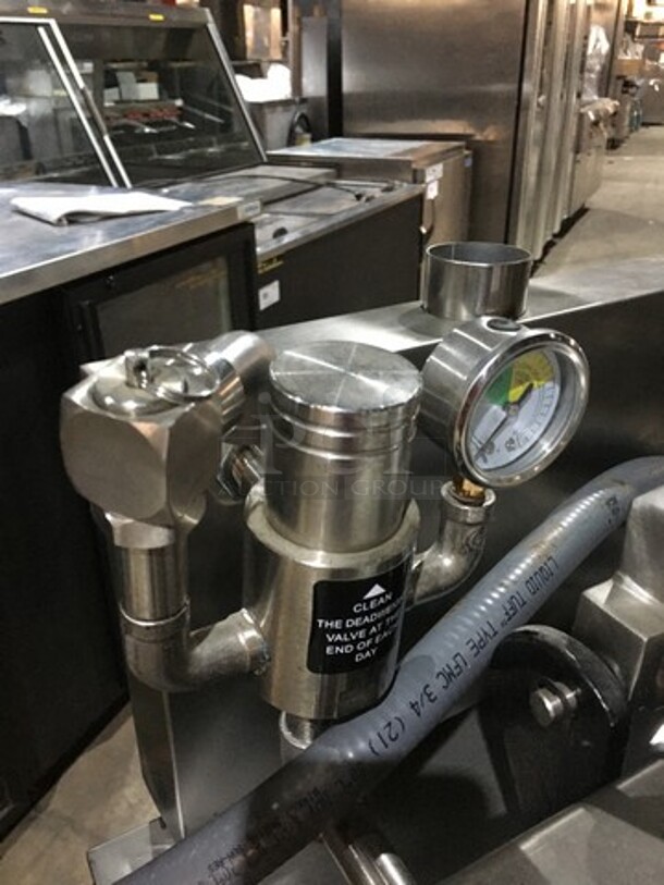 FAB! 2019 NEW NEVER USED! Shinehoequipment Electric Powered Pressure Fryer! Model P007! With Oil Filter System! On Casters!  - Image 9 of 12