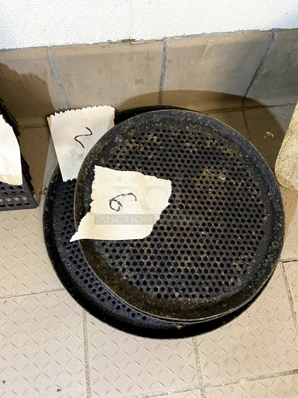 Pizza Screens - Image 2 of 2