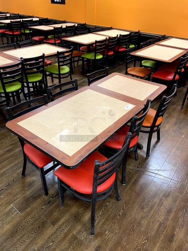 Lot of 2 Tables and 6 Chairs - Image 1 of 2