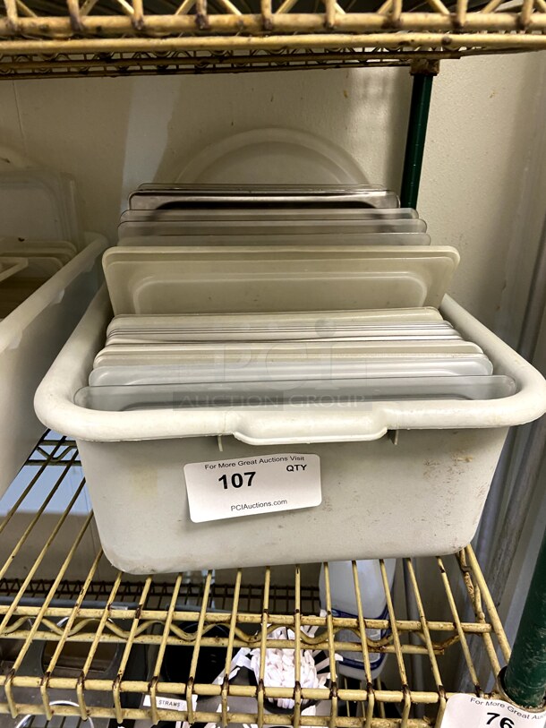 Lot of Lids - Image 1 of 1