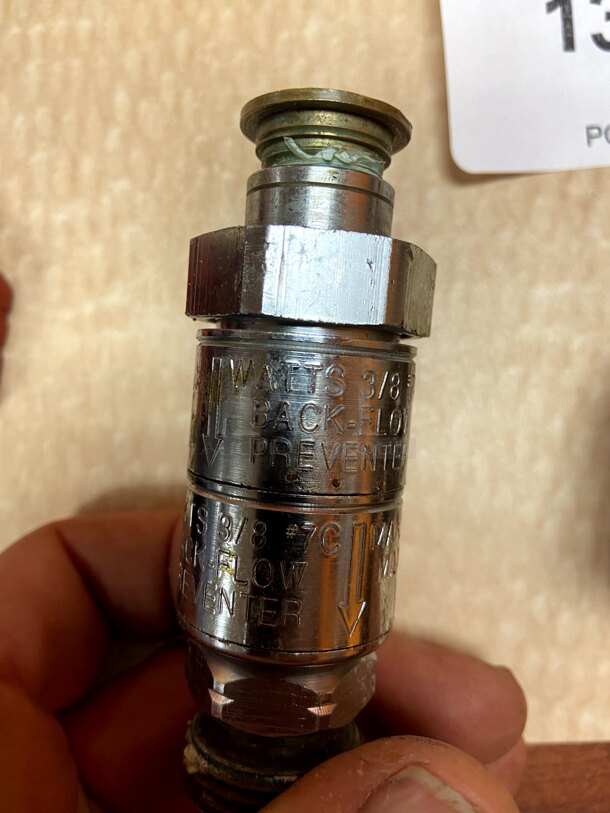 WATTS Back Flow Preventer & Hose Splitter - Image 4 of 4