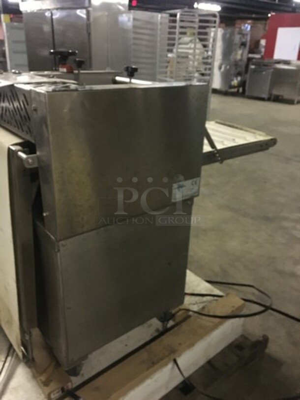 Teknoservice Commercial Floor Style Portion Dough Sheeter Machine! With Foot Pedals! Model 00041AVV! 220V! Not Tested! - Image 3 of 12