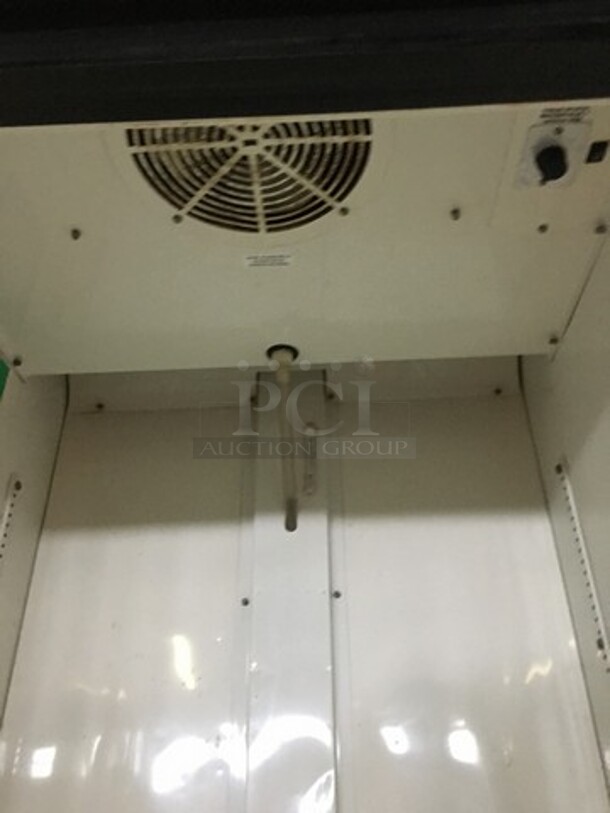 True Commercial Single Door Reach In Refrigerator Merchandiser! With Poly Coated Racks! Model GDM26 Serial 12981960! 115V 1Phase! Not Tested! - Image 7 of 9