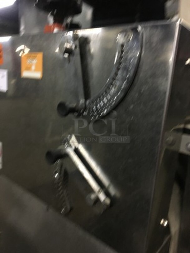 Teknoservice Commercial Floor Style Portion Dough Sheeter Machine! With Foot Pedals! Model 00041AVV! 220V! Not Tested! - Image 7 of 12
