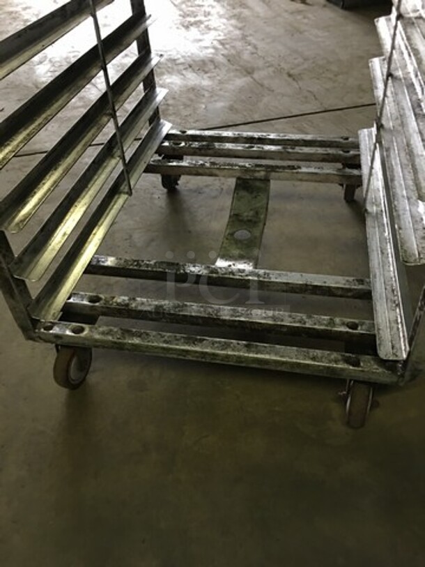 Commercial Pan Transport Rack! Holds Full Size Trays! On Casters! - Image 4 of 4