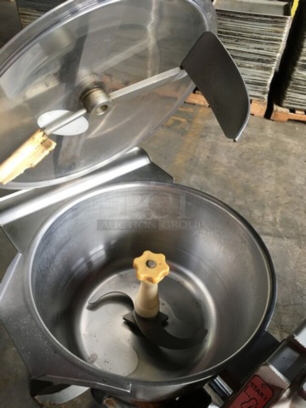 Hobart Commercial Vertical Cutter/Mixer/Mincer! All Stainless Steel! On Legs! - Image 5 of 9
