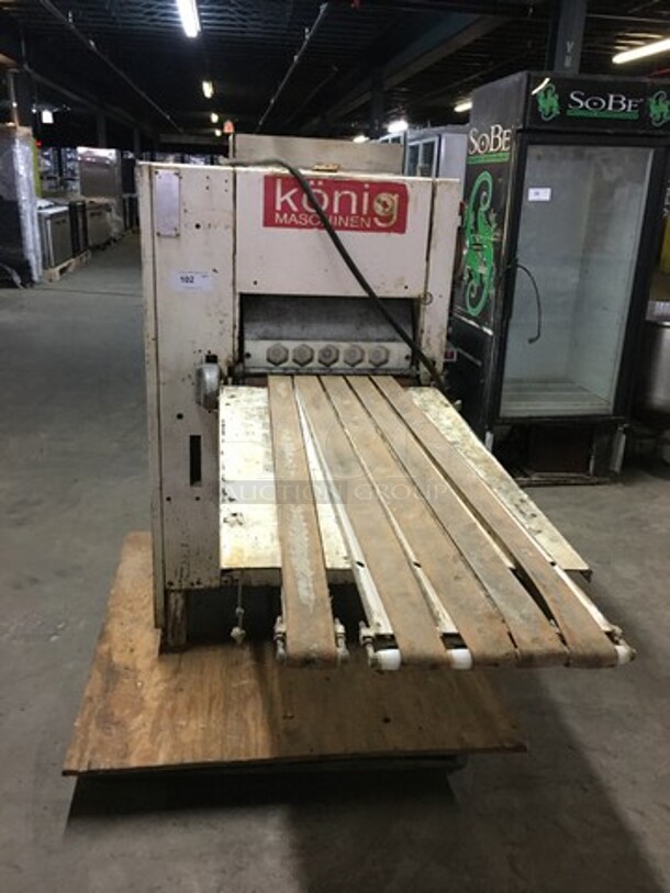 Konig Commercial Floor Style Heavy Duty Dough Divider/Rounder! Model T5S! Not Tested! - Image 1 of 10