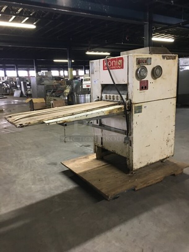 Konig Commercial Floor Style Heavy Duty Dough Divider/Rounder! Model T5S! Not Tested! - Image 2 of 10