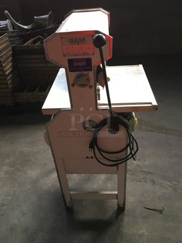 Oliver Commercial Floor Style Bread Loaf Slicer! Model 777 Serial 149708! 115V 1Phase! On Legs! - Image 4 of 12