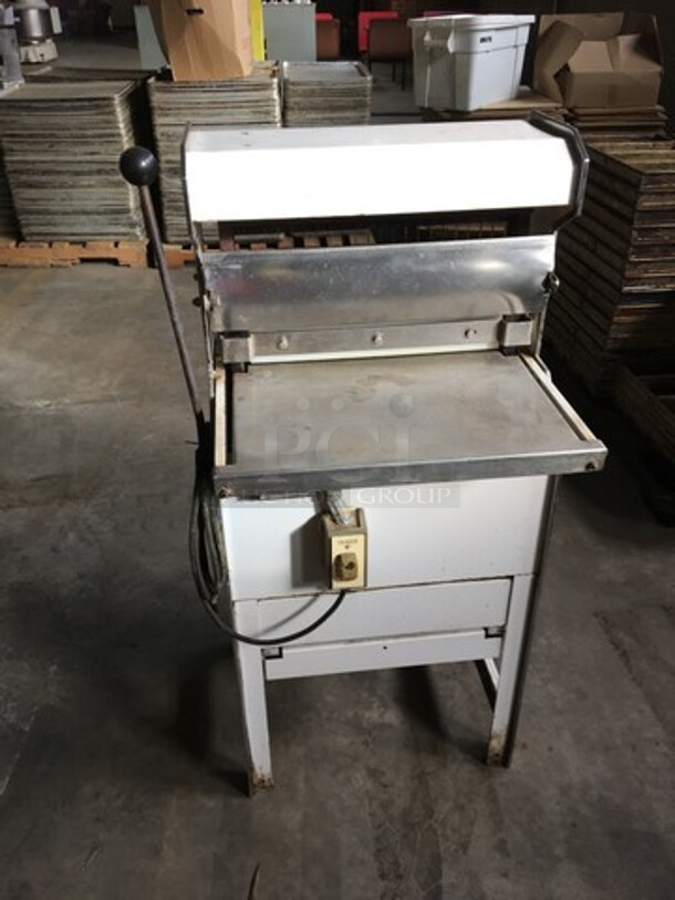 Oliver Commercial Floor Style Bread Loaf Slicer! Model 777 Serial 149708! 115V 1Phase! On Legs! - Image 5 of 12