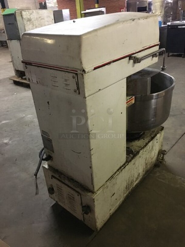 Thunderbird Commercial Heavy Duty Spiral Mixer! With 175 LB Dough Capacity! With Stainless Steel Bowl! Model ASP80 Serial 97443N! 220V 3 Phase! Not Tested! - Image 3 of 9