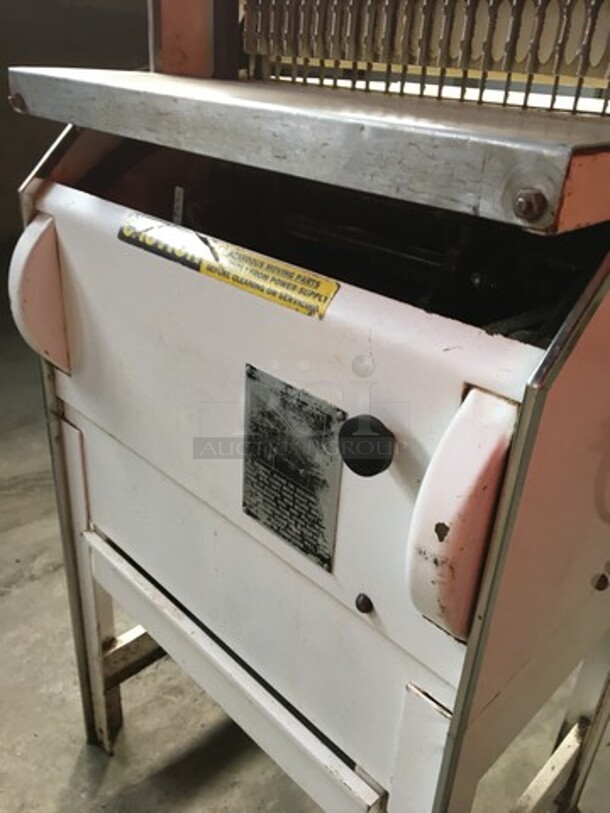 Oliver Commercial Floor Style Bread Loaf Slicer! Model 777 Serial 149708! 115V 1Phase! On Legs! - Image 10 of 12