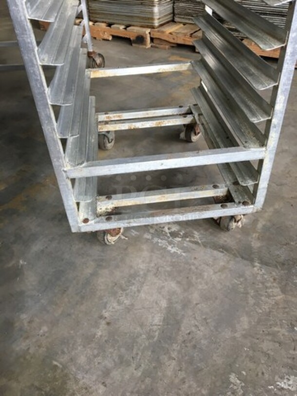 Commercial Pan Transport Rack! Holds Full Size Trays! On Casters! - Image 4 of 4