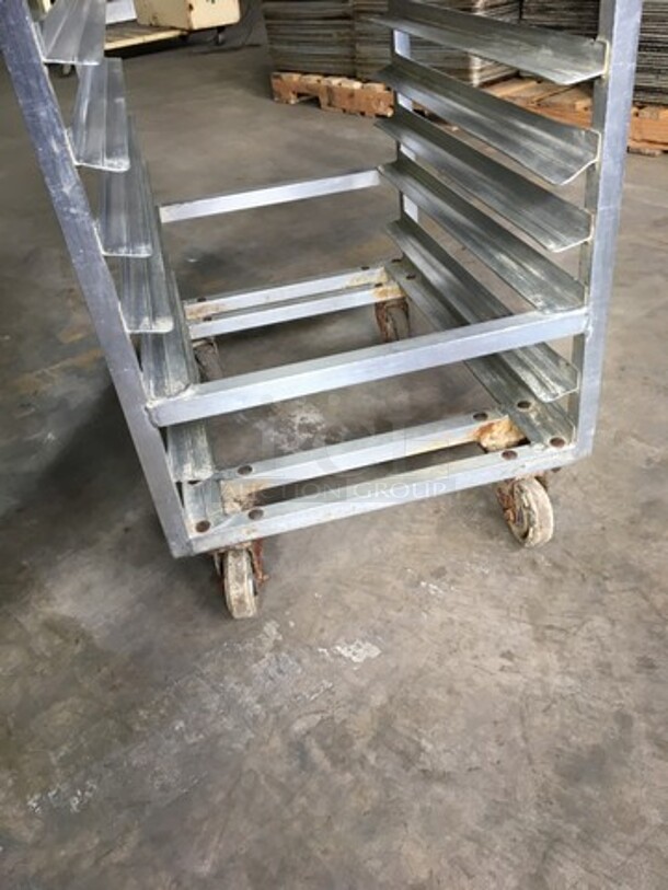 Commercial Pan Transport Rack! Holds Full Size Trays! On Casters! - Image 5 of 5