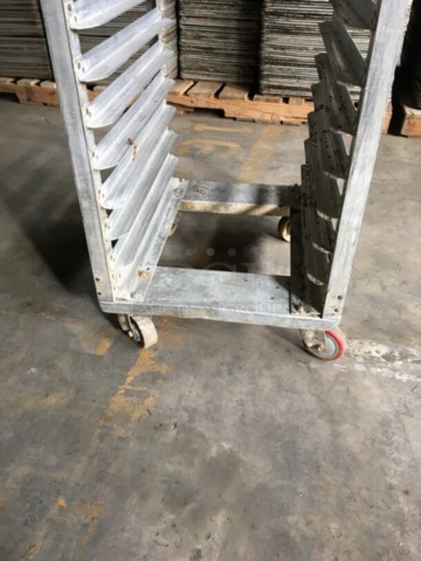 Commercial Pan Transport Rack! Holds Full Size Trays! On Casters! - Image 4 of 4