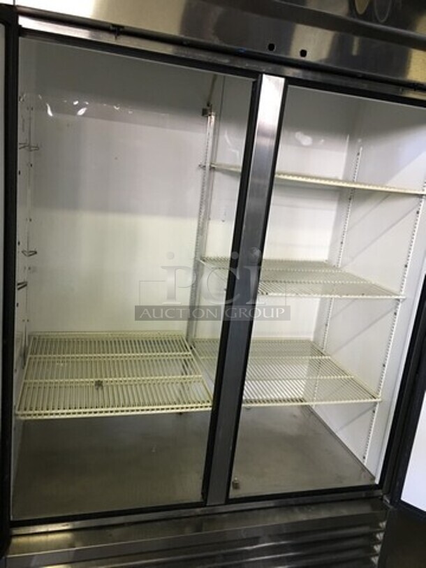 True Commercial 2 Door Reach In Cooler! With Poly Coated Racks! All Stainless Steel! Model T49 Serial 7140946! 115V 1 Phase! Powers On But Does Not Get Down To Temp! - Image 5 of 9