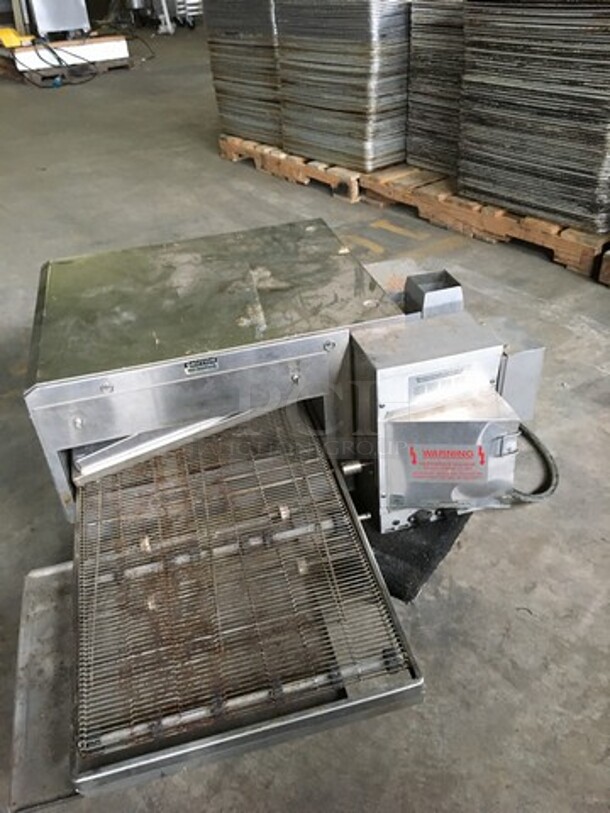 Lincoln Commercial Countertop Electric Powered Conveyor Pizza Oven! All Stainless Steel! Model 1301 Serial 30062870784! 208V 1Phase! On Legs! - Image 4 of 9