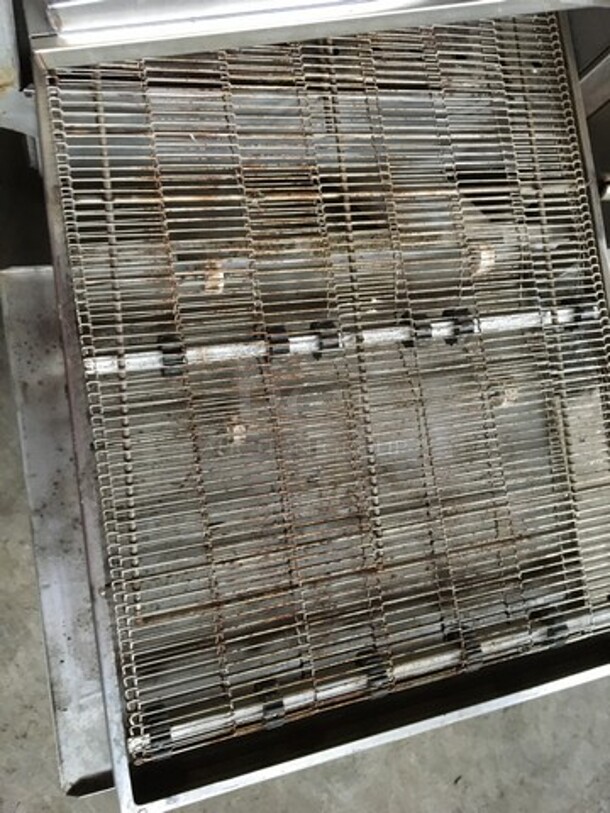 Lincoln Commercial Countertop Electric Powered Conveyor Pizza Oven! All Stainless Steel! Model 1301 Serial 30062870784! 208V 1Phase! On Legs! - Image 5 of 9