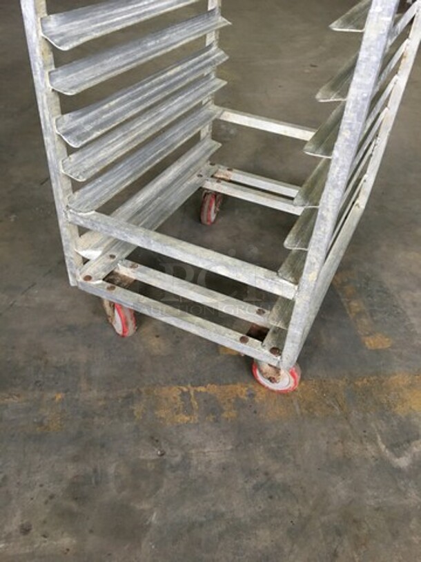 Commercial Pan Transport Rack! Holds Full Size Trays! On Casters! - Image 4 of 4