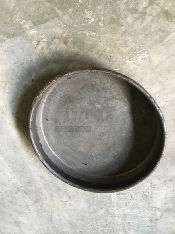 Round Baking Pan! 4 X Your Bid! - Image 2 of 5