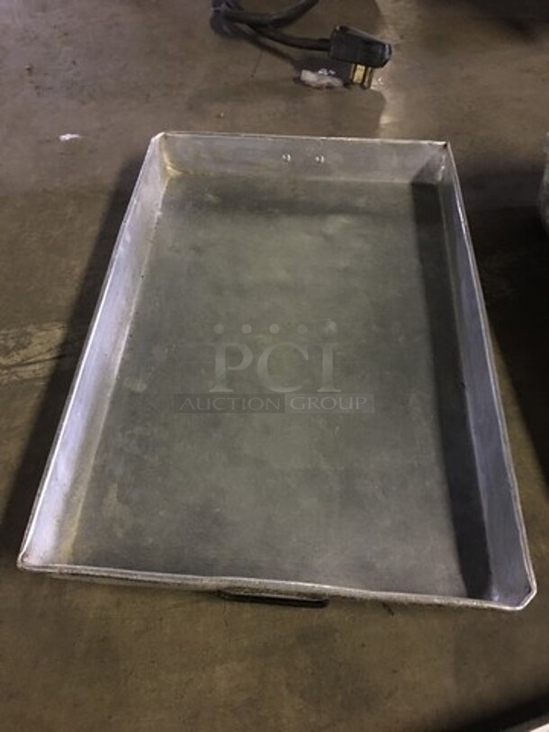 Rectangular Baking Pans! With Handles! 2 X Your Bid! - Image 2 of 4