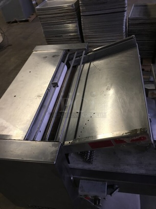 Lucks Floor Style Commercial Dough Sheeter/Molder! Model LSM24 Serial 1021070! 115V 1 Phase! On Casters!  - Image 5 of 11
