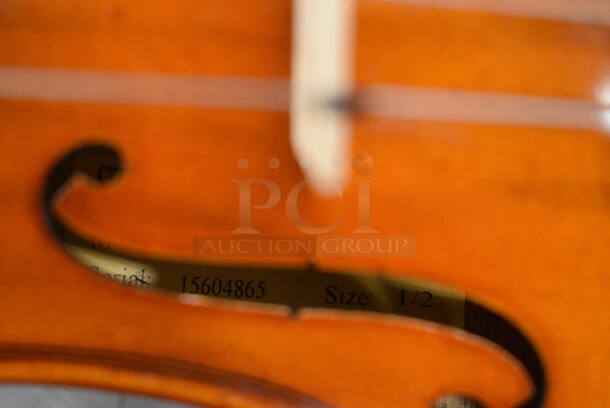 2016 Strobel Model ML80C Wooden Half Size Violin w/ Bow in Hard Case. 27x10x5 - Image 8 of 12