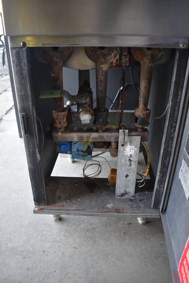 NICE! MKE Model FG-115 Stainless Steel Commercial Floor Style Natural Gas Powered Deep Fat Fryer. 16x27x48 - Image 5 of 6