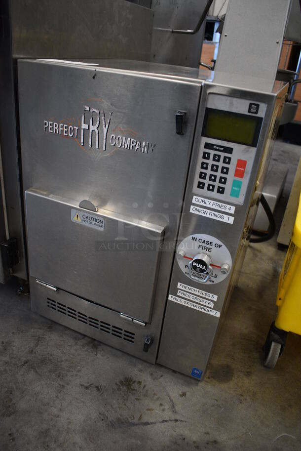 WOW! Perfect Fry Company Model PFC5700 Stainless Steel Commercial Countertop Electric Powered Ventless Fryer. 240 Volts. 17x17x23.5 - Image 2 of 7
