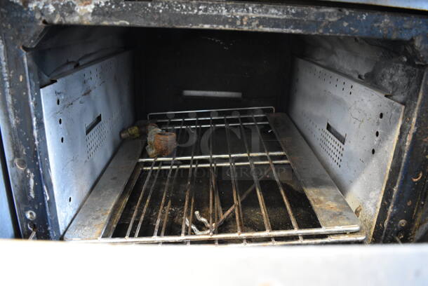 LATE MODEL! GREAT! Vulcan Stainless Steel Commercial Gas Powered 10 Burner Range w/ 2 Lower Ovens on Commercial Casters. 60x34x37 - Image 5 of 7